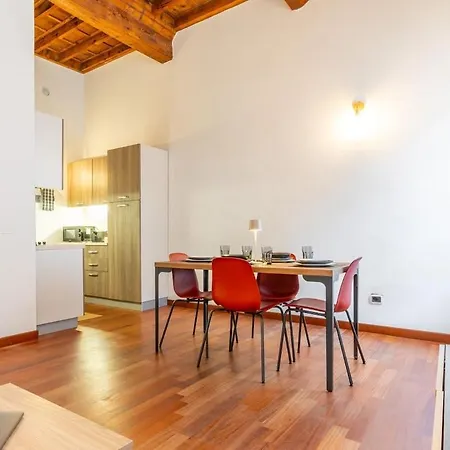Modern In The Center 500m From The Estense Castle アパート *