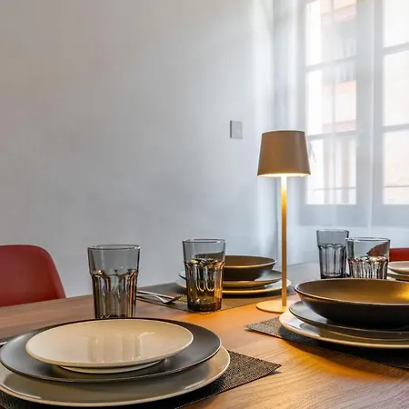 Modern In The Center 500m From The Estense Castle * Феррара