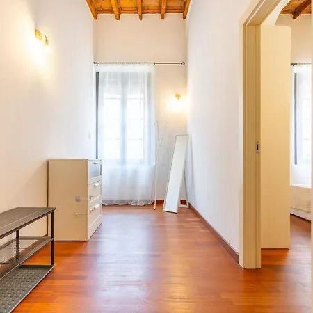 Modern In The Center 500m From The Estense Castle *